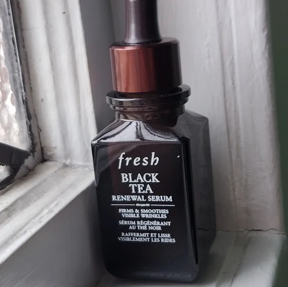 NIB FRESH BLACK TEA RENEWAL SERUM - Picture 12 of 14